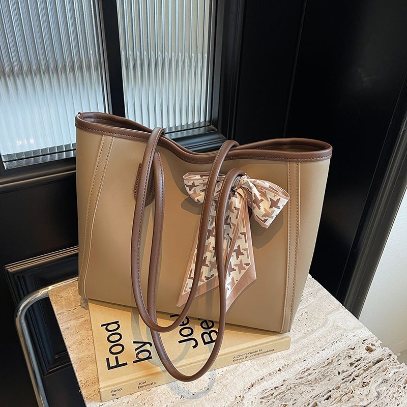 Large Capacity Women's Handbags Lightweight Lady Design Purses & Crossbody Tote Bags